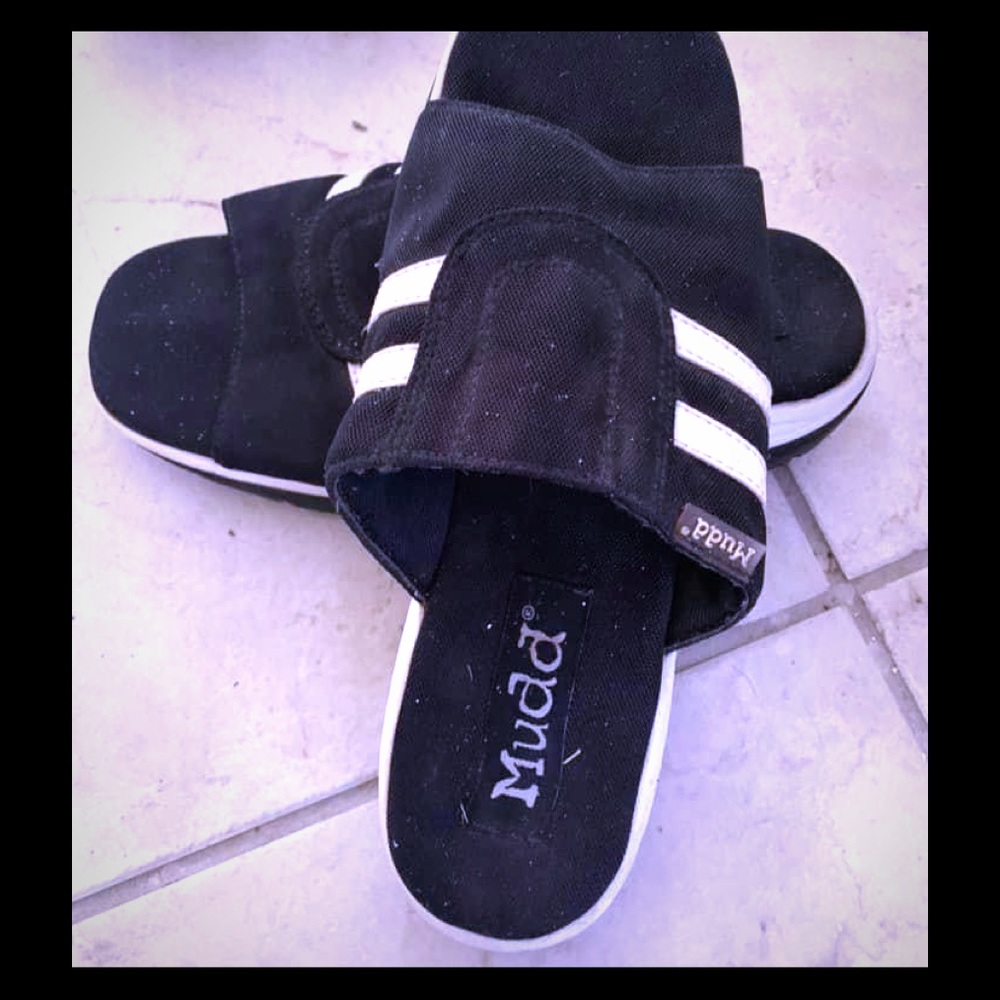 MUDD Sandals
